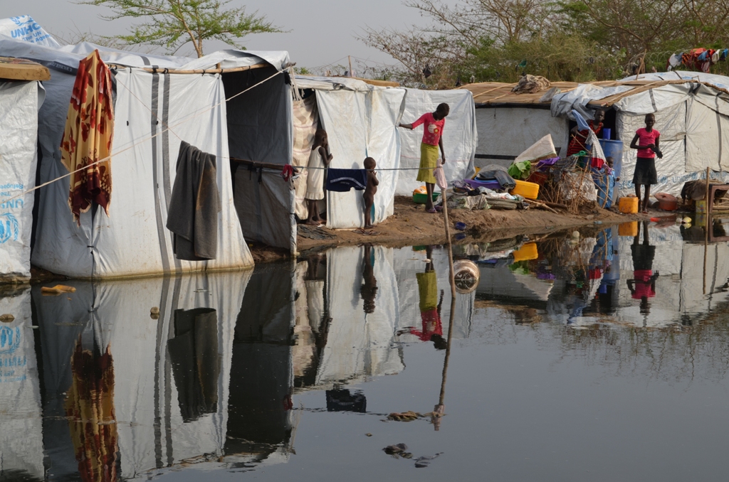 One of the most flooded areas in Tomping camp. MSF is providing medical care in two camps in Juba, South Sudan, where 40,000 people are seeking refuge from widespread fighting that erupted in mid-December. Over 27,000 people are living in deplorable conditions in Tomping camp. The first rains of the season have left a significant part of the camp flooded and further degraded the poor sanitation conditions.