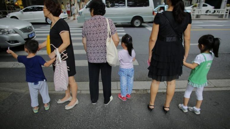 γυναίκες-παιδιά-Κίνα-νέα-οικογενειακή-πολιτική