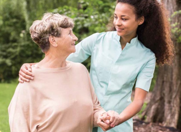 Παγκόσμια Έκθεση για τη Νόσο Alzheimer 2016: Βελτίωση της υγειονομικής περίθαλψης για τα άτομα που ζουν με άνοια
