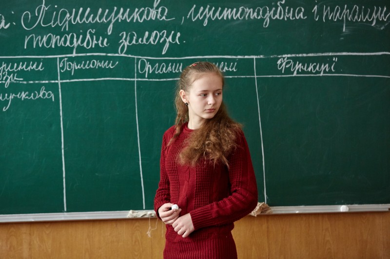 3 στους 10 νέους σε χώρες που πλήττονται από συγκρούσεις ή καταστροφές είναι αναλφάβητοι