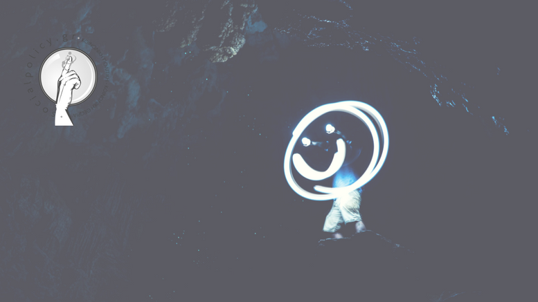 Θετική Ψυχολογία δια μέσου του πολιτικού φάσματος: εξερευνώντας την ποικιλία των πολιτικών ιδεολογιών μεταξύ των μαθητών της ευτυχίας