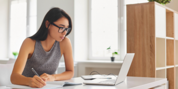 Ψηφιοποίηση της εργασίας: Ψυχοκοινωνικοί παράγοντες κινδύνου και μυοσκελετικές παθήσεις που συνδέονται με την εργασία