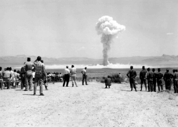 Χρειαζόμαστε περισσότερη ανθρωπιά, όχι πυρηνικά